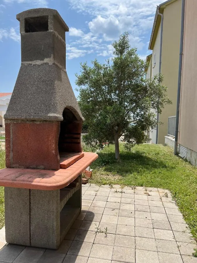 Apartment Sea Lux Povljana Croatia