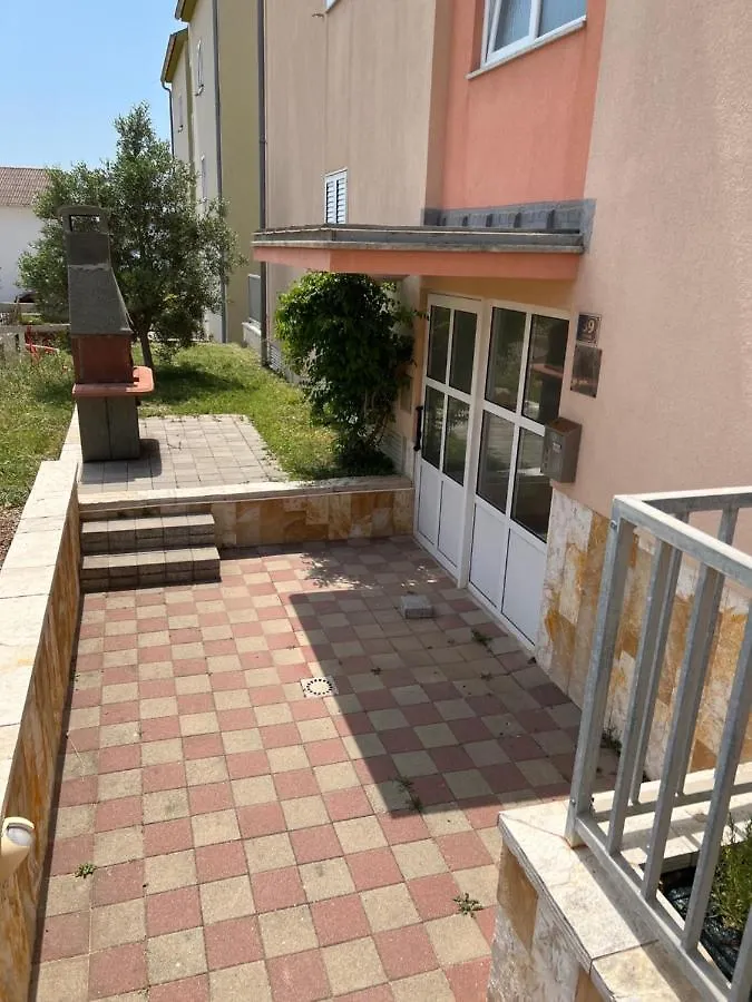 Apartment Sea Lux Povljana Croatia