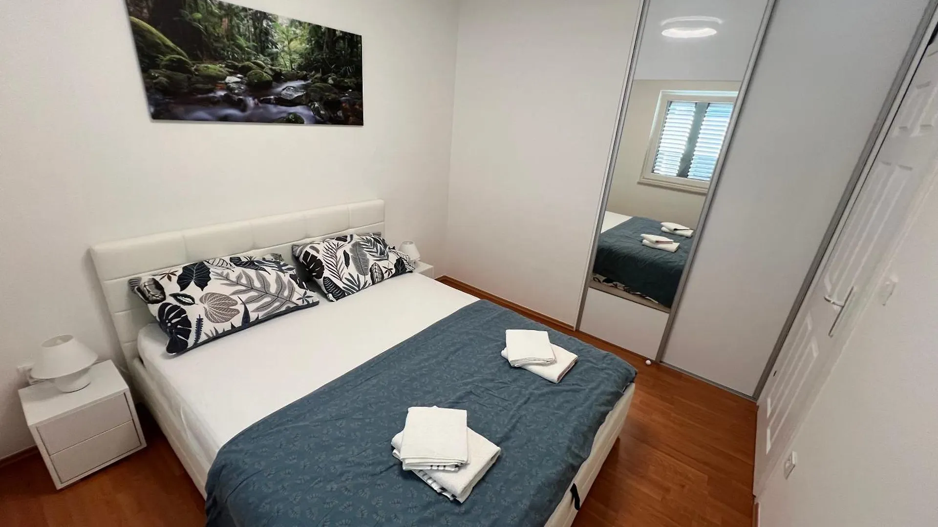 Apartment Sea Lux Povljana