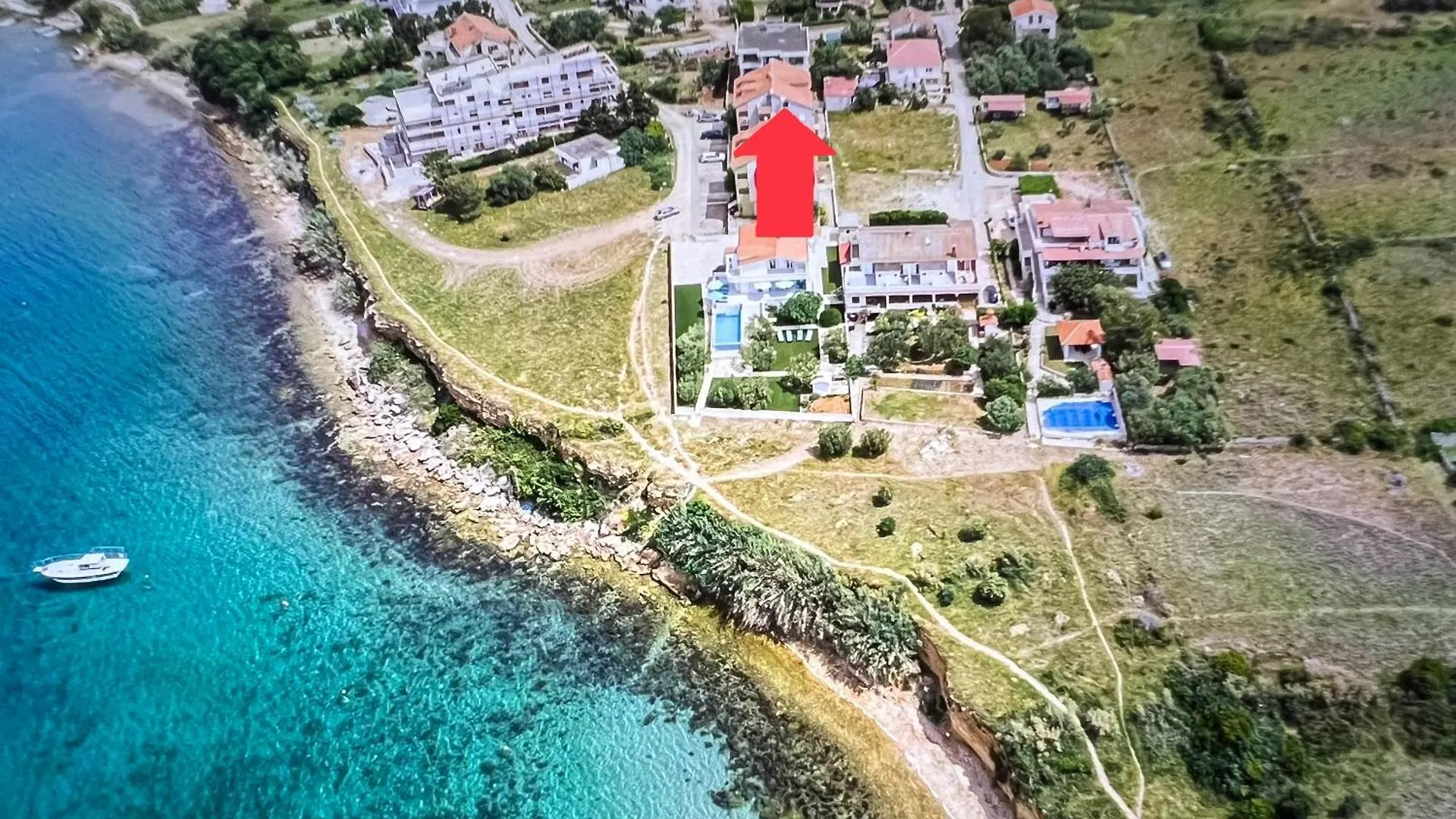 Apartment Sea Lux Povljana 0*,